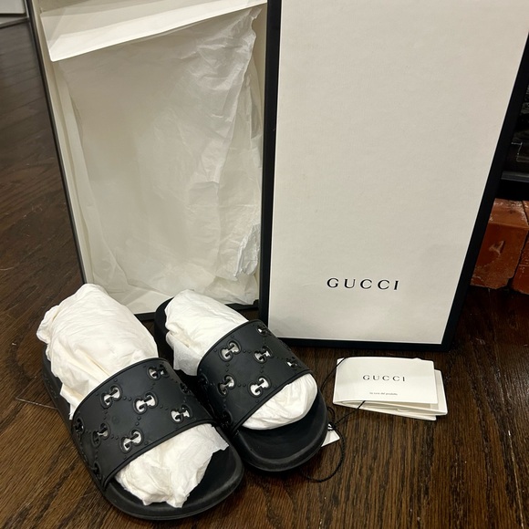 EUC authentic Gucci slides size 8 - Picture 1 of 8
